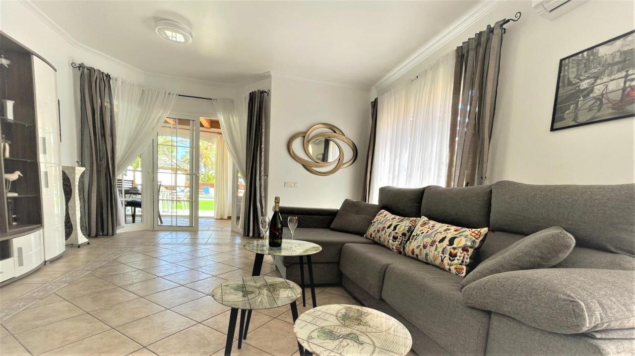 Chalet Amelie Antigua  Dış mekan fotoğraf